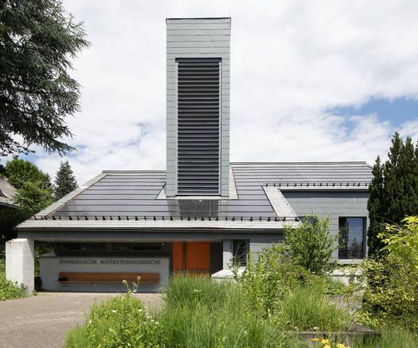 Auferstehungskirche Litzelstetten Eingangsseite